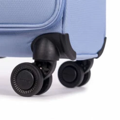 Stratic Light Plus 4-Rollen Trolley M 68 Cm Light Blue 17 Stratic Light Plus 4-Rollen Trolley M 68 Cm Light Blue -TROLLEY Verkäufe 03 00 1040 65 LightBlue 8 900x900