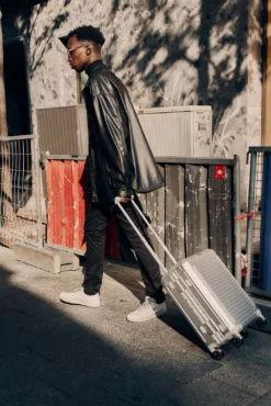 Travelite Next 4-Rollen Trolley S 55 Cm Silber -TROLLEY Verkäufe travelite Ambiente Next S